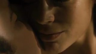 Alyssa Milano, Lauren Lee Smith – Pathology