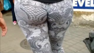 Bunda gigante e muito gulosa
