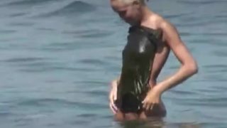 spy beach054