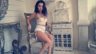 Best 50 Hot Camgirls On The Net – Rank 50-41