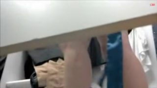 Spy cam video of the fat booty amateur in change room