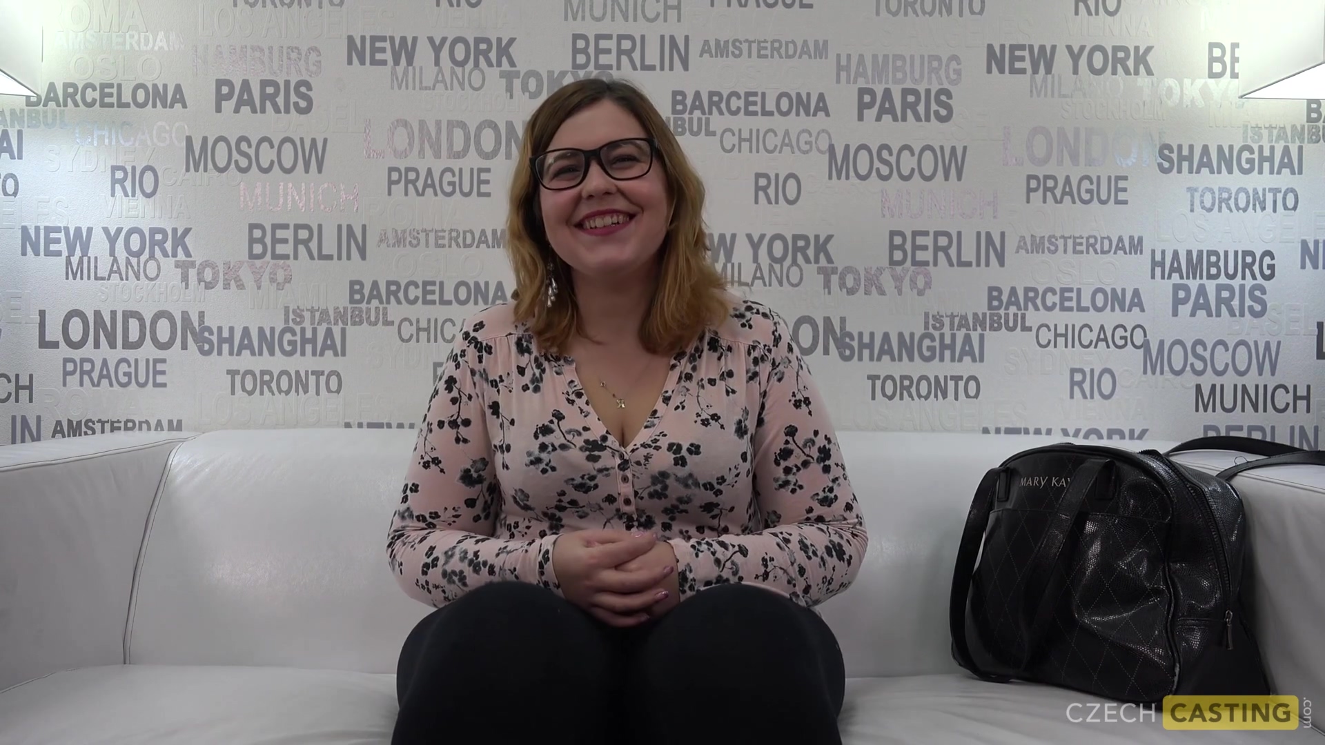 Karolina - 8386 - Spank Bang